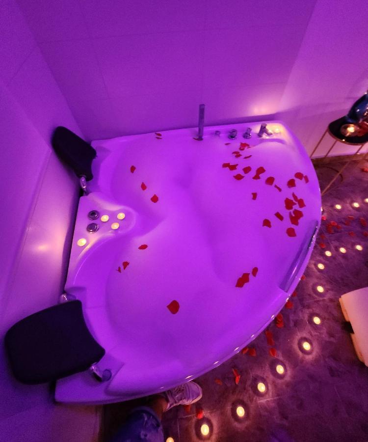 Ferienwohnung Apartamento Love Jacuzzi Cartagena Exterior foto